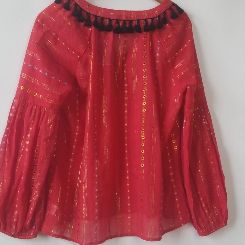 🆕️NWOT. BELLE VERE Pom Pom Like Tassel Blouse! - Picture 6 of 8